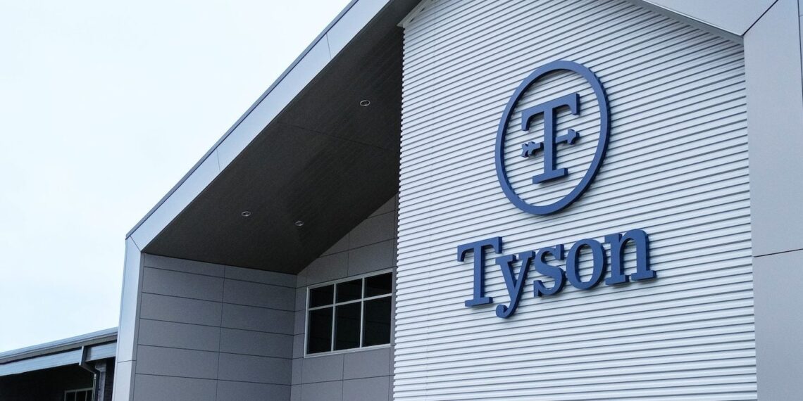 Tyson Foods to close Iowa pork facility
