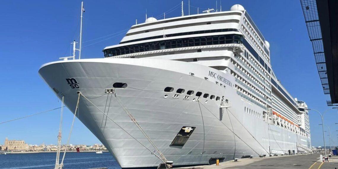 Álbum del crucero por el Mediterráneo del Club