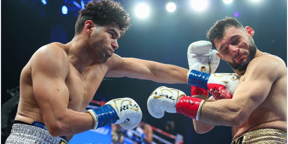 Zurdo Ramírez vence a Arsen Goulamirian 