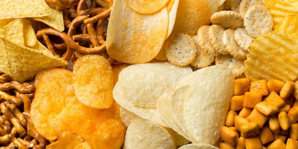 Study: Ultra-processed food exposure and adverse health outcomes: umbrella review of epidemiological meta-analyses. Image Credit: FabrikaSimf/Shutterstock.com