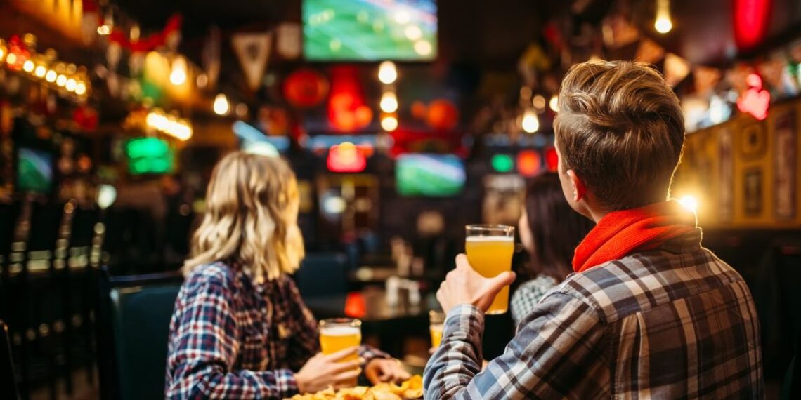 Best Restaurants In Mumbai To Enjoy IPL 2024; Check Out Eateries With Live Match Screening, Special Menu, Exciting Offers On Food & Drinks