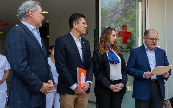 Pfizer México y Direct Relief se unen para distribuir más de 14 mil vacunas contra el COVID-19 en el Estado de México