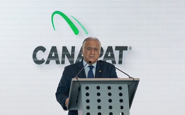 Transporte turístico contribuye al fortalecimiento del turismo interno en México