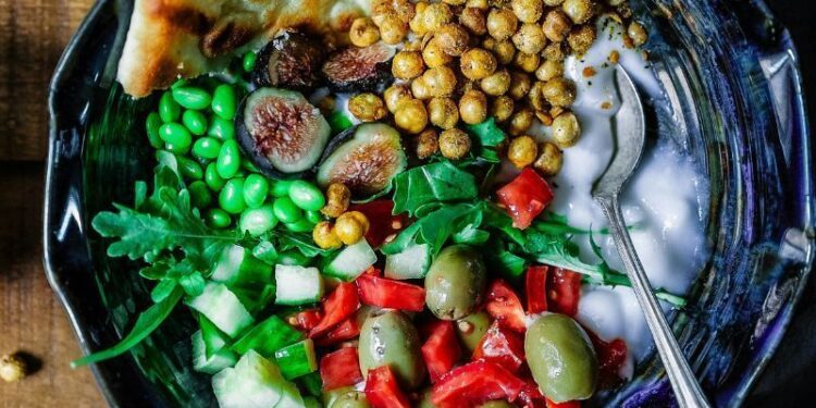 7 magnesium-rich foods and how to incorporate them into your diet