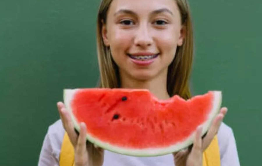 Heat Stroke Prevention Foods: 8 Foods to Keep You Cool in Summer