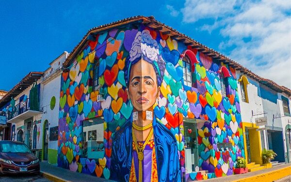 Crece oferta para la comunidad LGTBQ+ en Puerto Vallarta