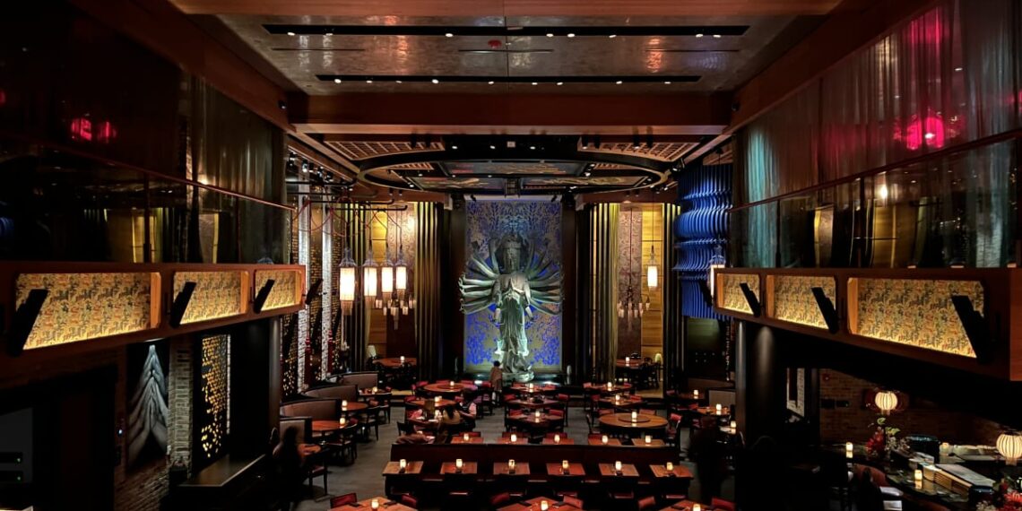 9 Clubby Restaurants In Chicago - Chicago
