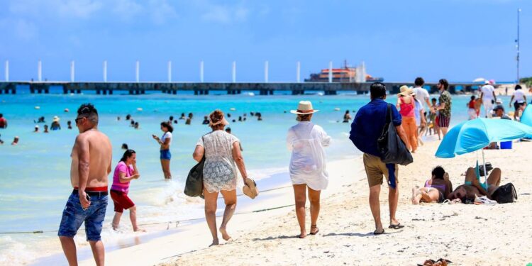 Reconocen a Playa del Carmen como lo mejor de destinos turísticos