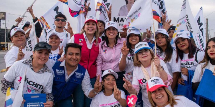 Toma Marisela Terrazas crucero de la Paseo de la Victoria y Gómez Morín