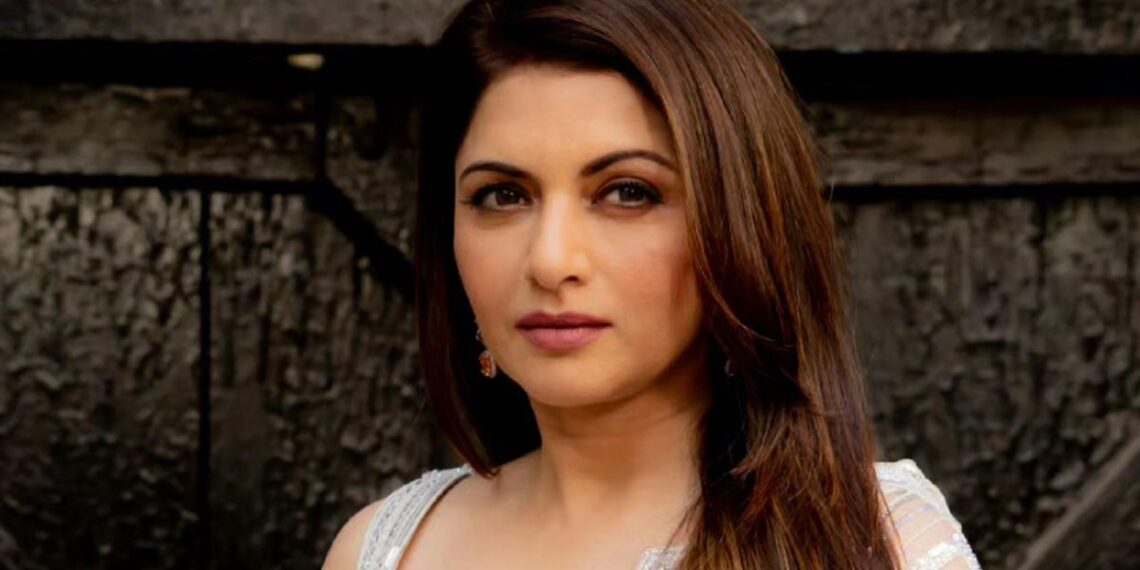 Bhagyashree Relishes Healthy Meal On A Girls Trip In Turkey