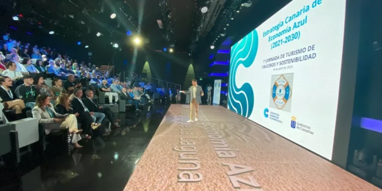 Canarias apuesta por un crecimiento del turismo de cruceros que vaya unido a la sostenibilidad