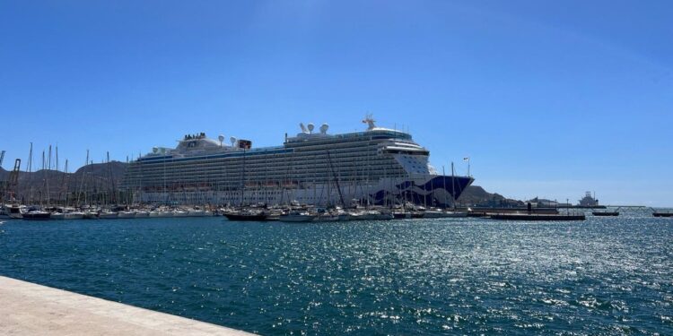 Cartagena revalida el posicionamiento como destino de cruceros exclusivos