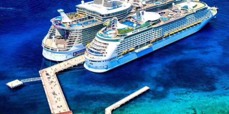 Cozumel refrenda liderazgo turístico, supera llega de cruceros y vuelos internacionales