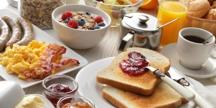 El truco para desayunar gratis en los hoteles
