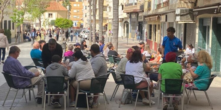 Llega el primer gran crucero de una temporada histórica en Motril - Motril