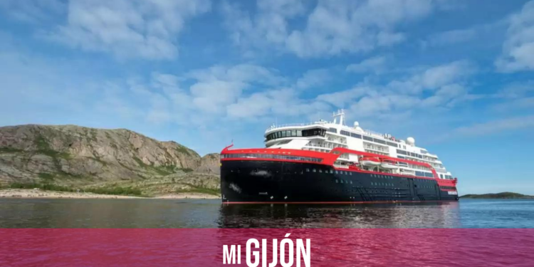 El Fridtjof Nansen anima la temporada de cruceros y ya está en Gijón