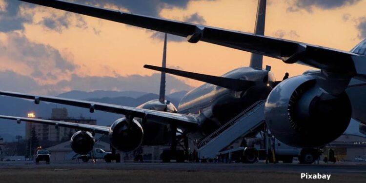 Las aerolíneas luchan contra la falta de aviones en un verano en el que los viajes alcanzarán niveles récord