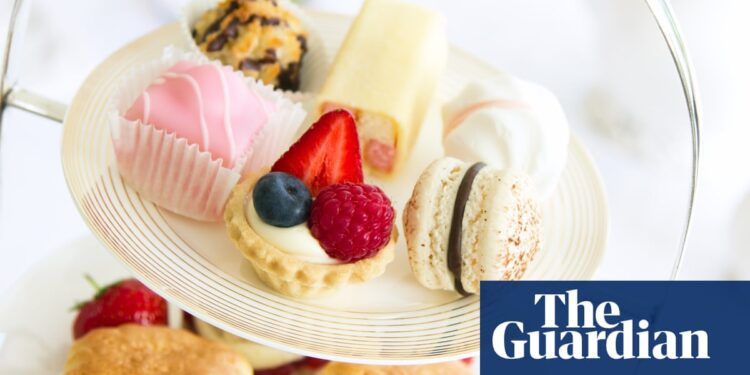 Cakes and drinks sweetener neotame can damage gut wall, scientists find | Food safety
