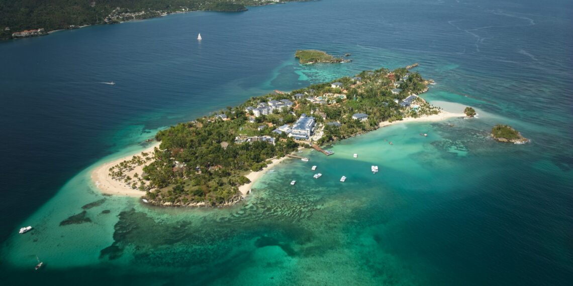 Cayo Levantado, reconocido como uno de los mejores hoteles nuevos del año, según It List 2024 Travel + Leisure