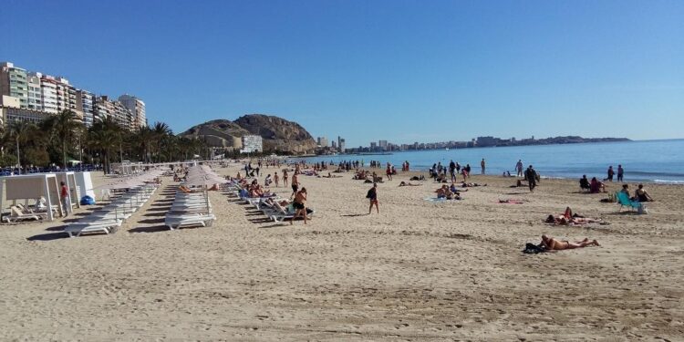 DESTINOS BARATOS | Las mejores ciudades para disfrutar del Puente de Mayo 2024: guía de destinos imprescindibles