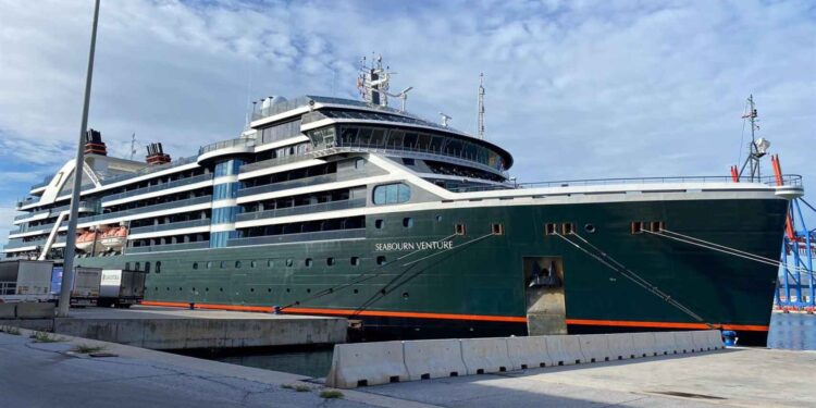 Imagen del Seabourn Venture.