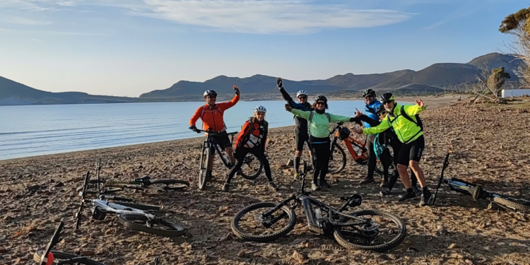 Viajes en Bicicleta Organizados: Descubre el Cicloturismo con Kolotrip