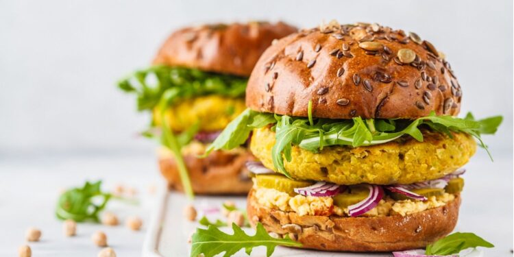 Lucky Securities acquires 17.2% stake in India’s Jumboking Foods