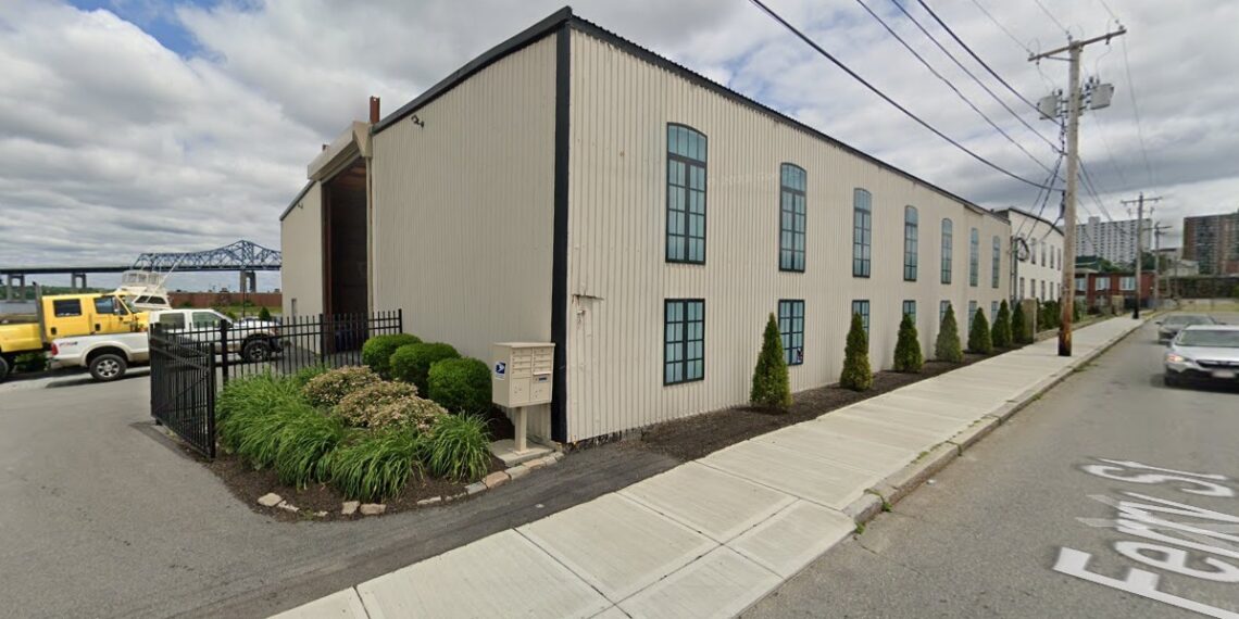 Restaurant guide ranks top 10 bars in Fall River – Fall River Reporter