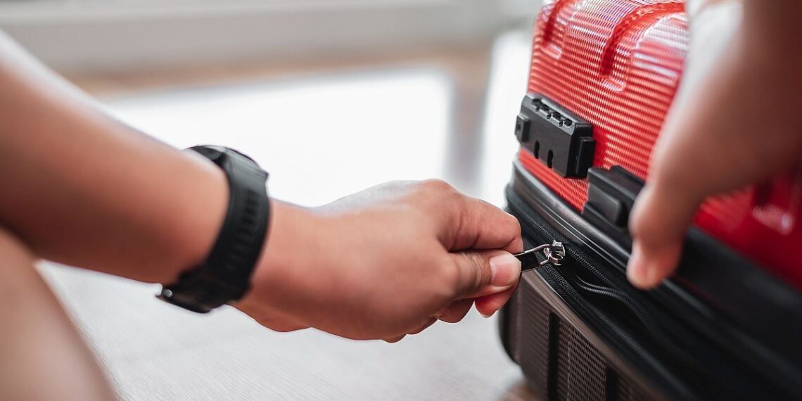 crean una agencia de viajes incluyendo inteligencia artificial