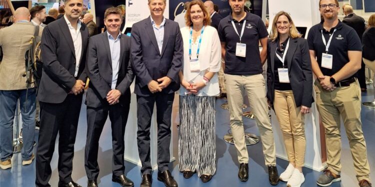 Las Palmas presume de su futura terminal de cruceros en Miami