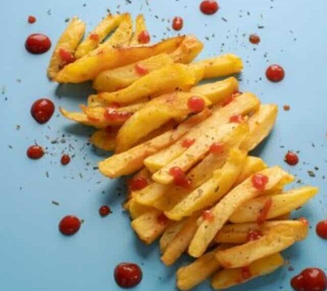 7 Foods You Must Avoid While Stepping Out In The Sun