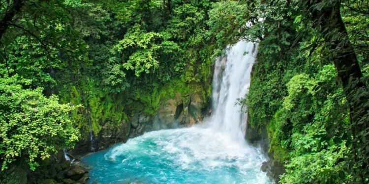 Los 5 mejores países para viajar en 2024 según la Inteligencia Artificial