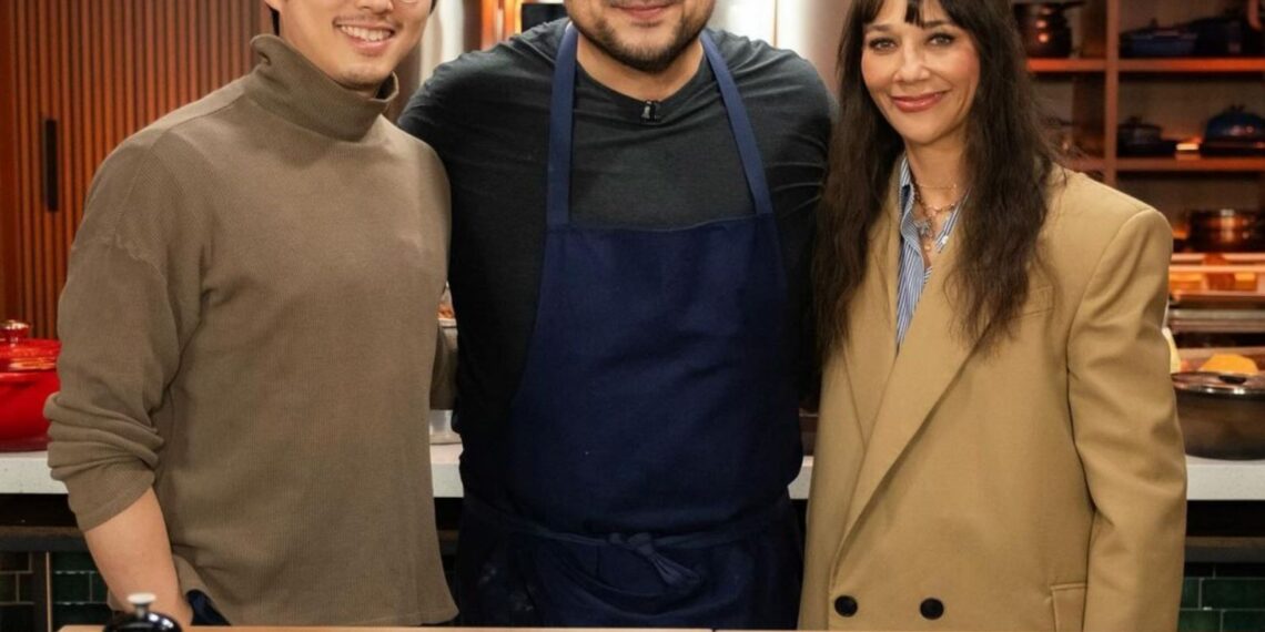 David Chang with guests Steven Yeun and Rashida Jones on the first episode of Dinner Time Live (Photo: Instagram / @dinnertimelive)