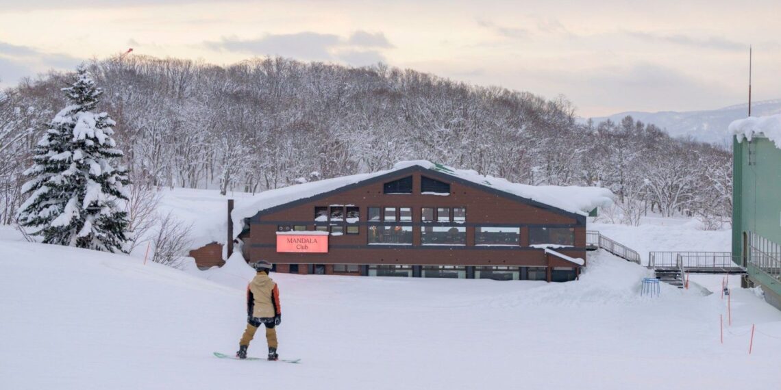 Restaurants, Cafes, Bars and Food Trucks