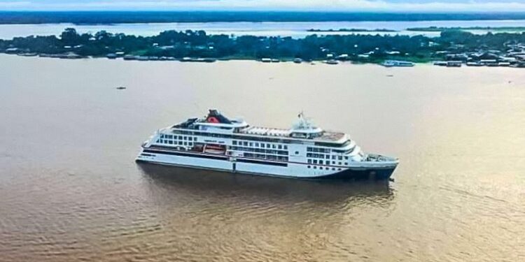 Recibirán a lujoso crucero con más de 200 turistas