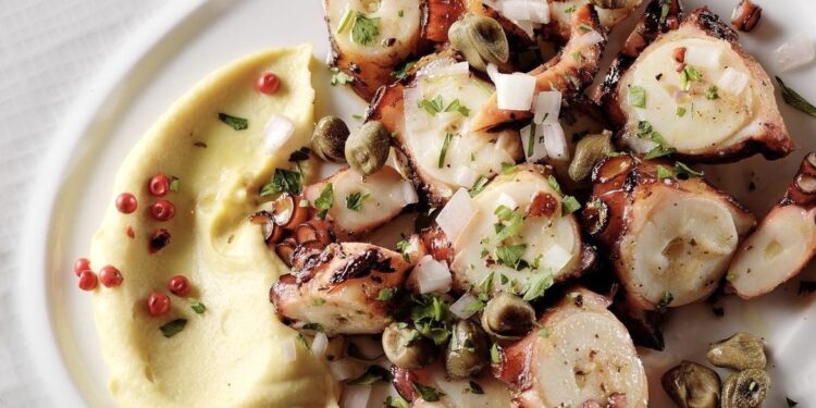 Seafood Montreal restaurants best of MTL
