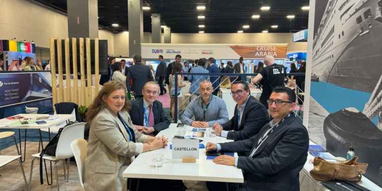 PortCastelló cierra otro crucero con 850 pasajeros: hará escala en Peñíscola y visitas a la provincia