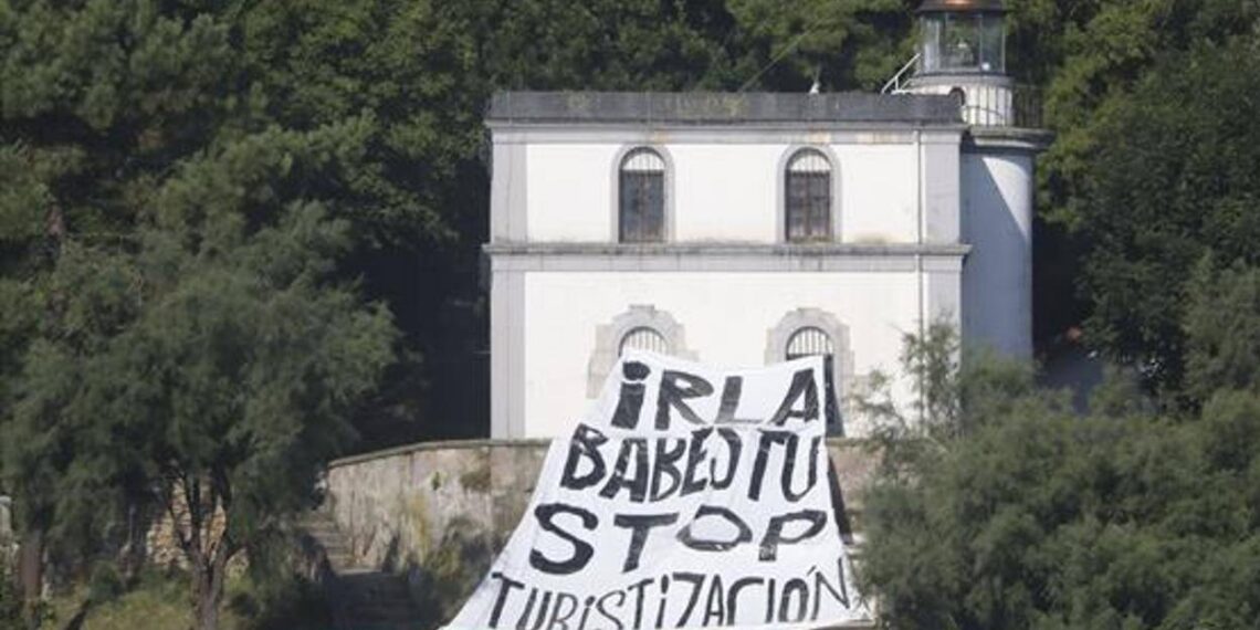 ¡No a la explotación turística de la Isla Santa Clara! La isla para la naturaleza y sus nidos • Ecologistas en Acción