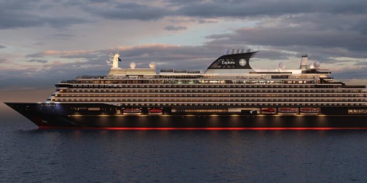 Realizan intercambio de placas entre autoridades y Crucero EXPLORA I