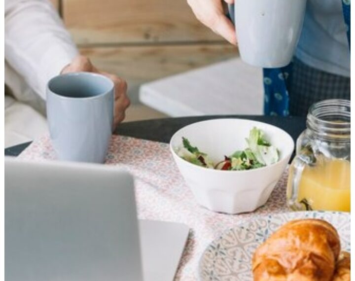 7 Foods to Boost Productivity at Workplace