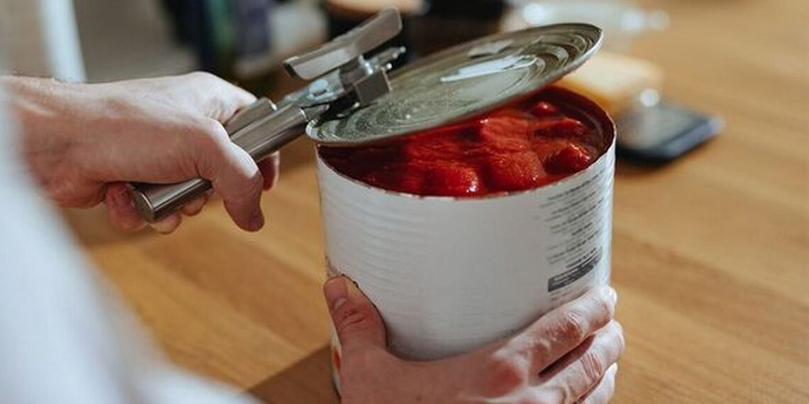 'I'm a doctor and you should eat these tinned foods rather than fresh alternatives'