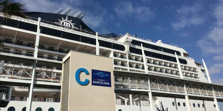El MSC Magnifica es el crucero que va a dar la vuelta al mundo desde Barcelona