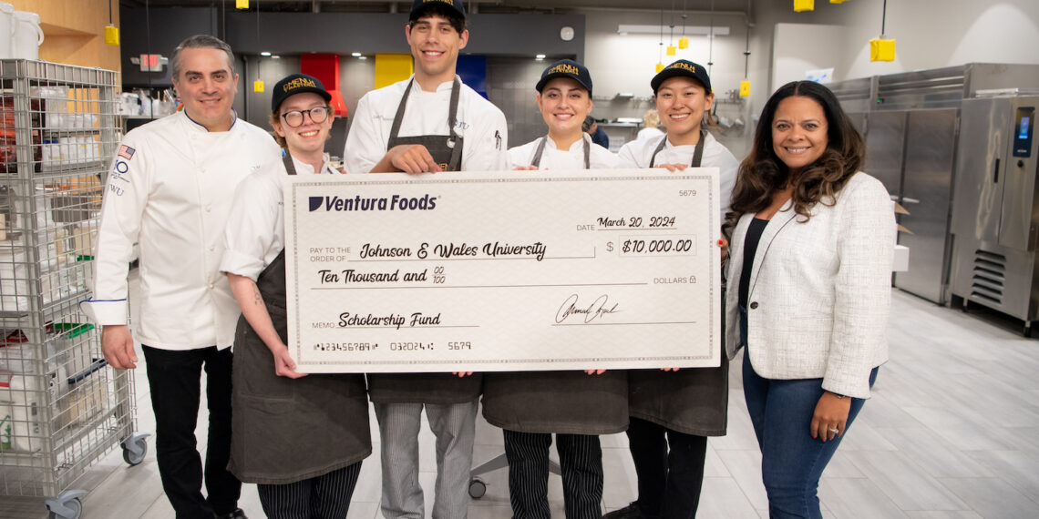 ventura-foods-johnson-wales-donation.jpg