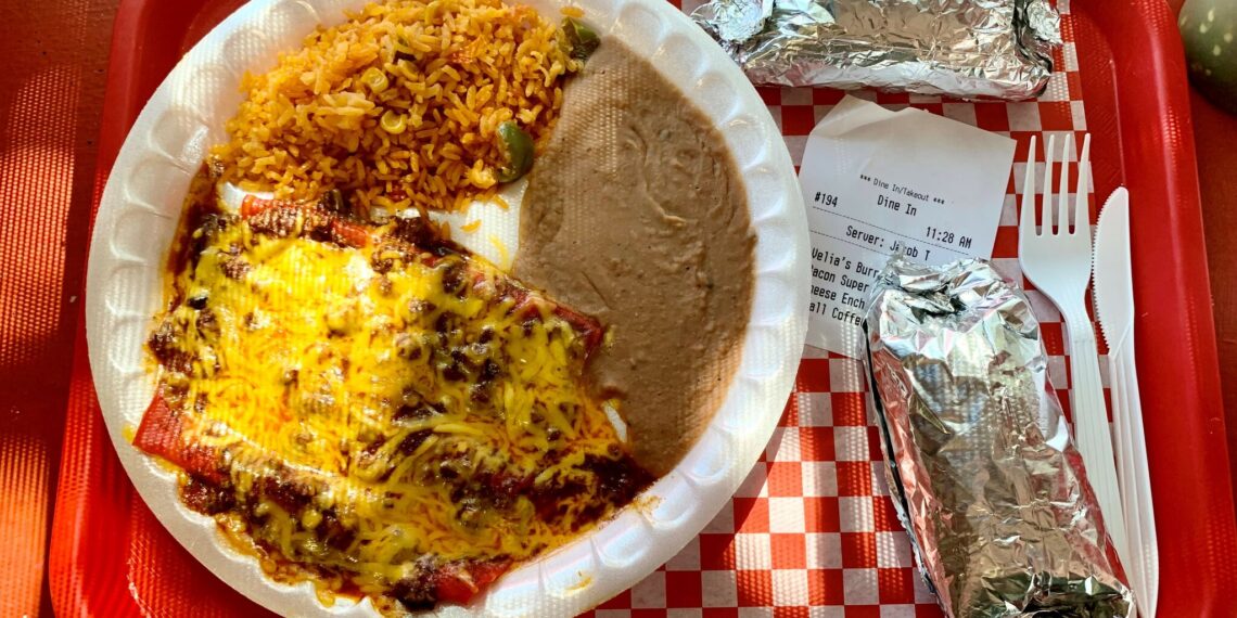 Villa Arcos in Houston TX makes stupendous Tex-Mex after 47 years