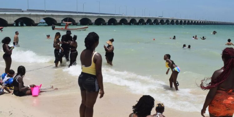 Crucero Carnival cancela su llegada a Progreso, Yucatán, por el calor