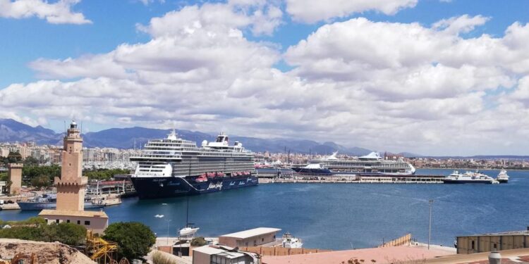 Cruceros en Palma | Cinco embarcaciones coinciden en Palma