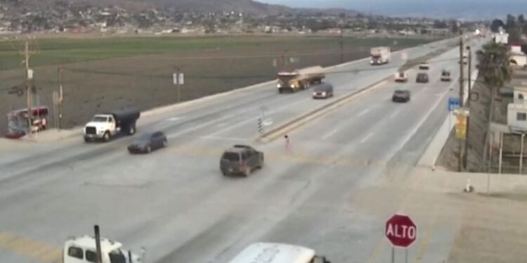 Persisten accidentes en cruceros de Maneadero