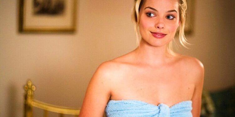 Está en Netflix y es una de las mejores películas de viajes en el tiempo de la historia. Un genial cóctel de ciencia ficción que además tiene uno de los primeros papeles de Margot Robbie