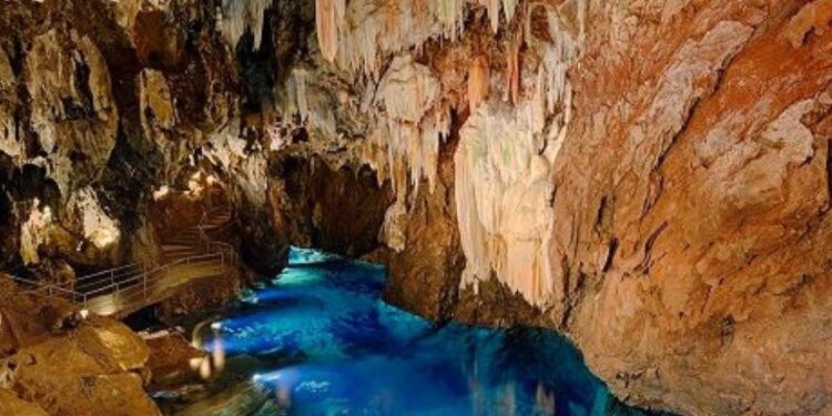 El espectacular viaje subterráneo que se esconde bajo una ciudad española