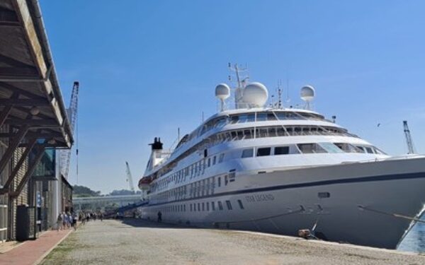 Puerto de Leixões atiende dos cruceros